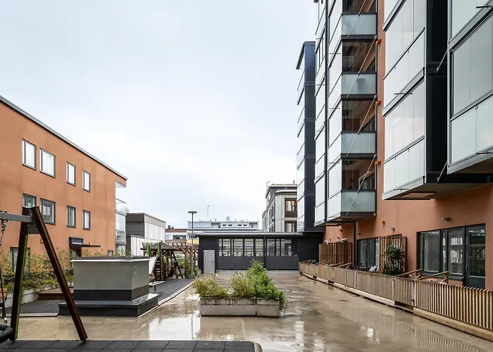 Διαμέρισμα Alvari, Ilmainen Pysaekoeinti Laempimaessae Autohallissa, Free Parking In Warm Garage